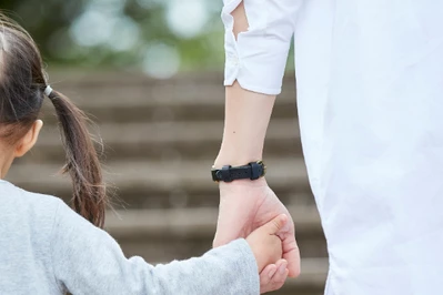 Dziecko nie mówi tak jak rówieśnicy – kiedy iść do logopedy?