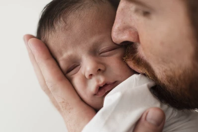 Tata i dziecko – budowanie więzi od pierwszych dni