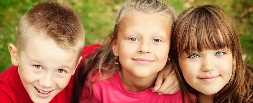 Dziewczynki kontra chłopcy – jak nie powielać stereotypów płci w wychowaniu?