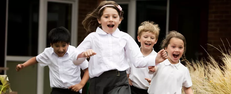 Wyprawka do przedszkola i szkoły — co powinno się w niej znaleźć?